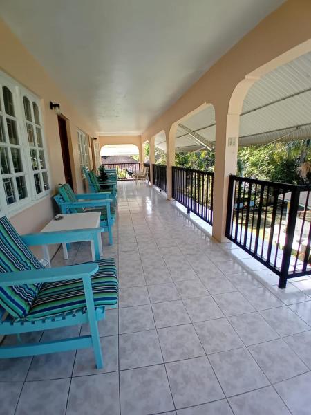 Marges Vacation Rentals Negril, Забронировать  Негрил Уэстморленд
