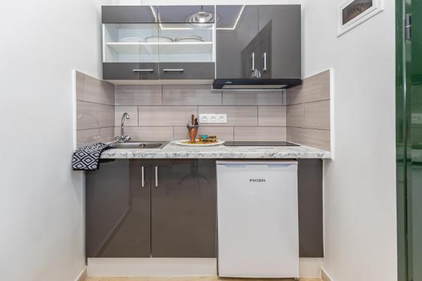 Riviera Apartment
