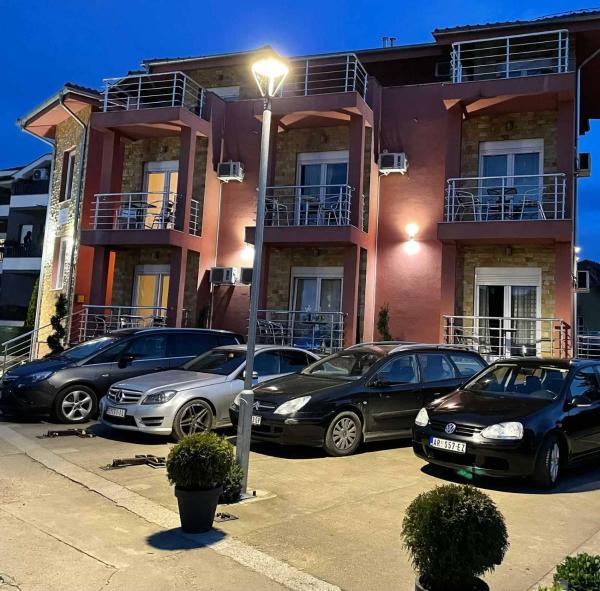Apartmani Andrijana, Забронировать  Велико-Градиште Silver Lake