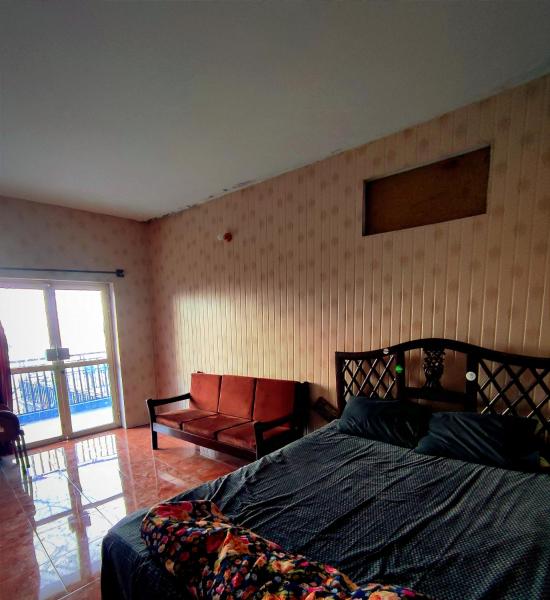 Gold N Silver Inn Nathia Gali, Забронировать  Отели Натия Гали с парковкой, Парковка