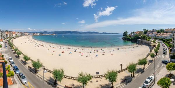 Apartamento en primera linea de Silgar, Забронировать  Санхенхо Sanxenxo Municipality