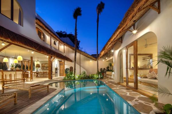Casa Bunga Raya - Luxury 3BR Mediterranean Umalas Villa Bfast & Butler, Забронировать  Керобокан Бадунг