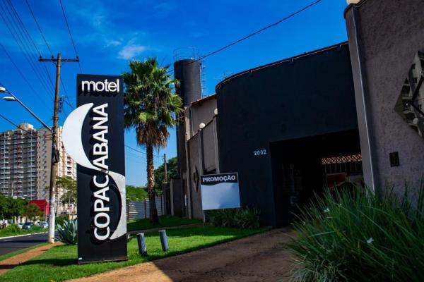 Motel Copacabana Café 1, Забронировать Мотель Отели Рибейран-Прету с парковкой, Парковка