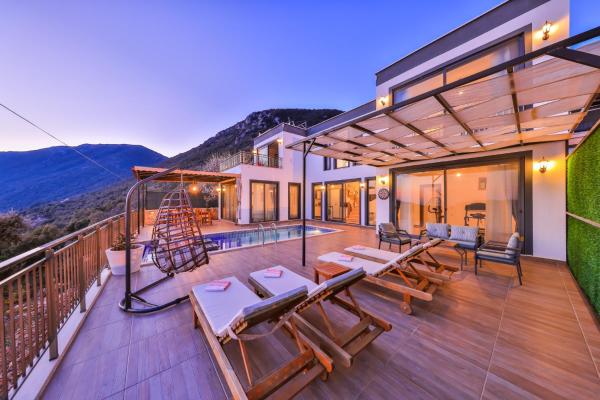 Villa Ases Çukurbağ Köyü Kaş Antalya, Забронировать  Отели Средиземноморского региона с парковкой, Парковка