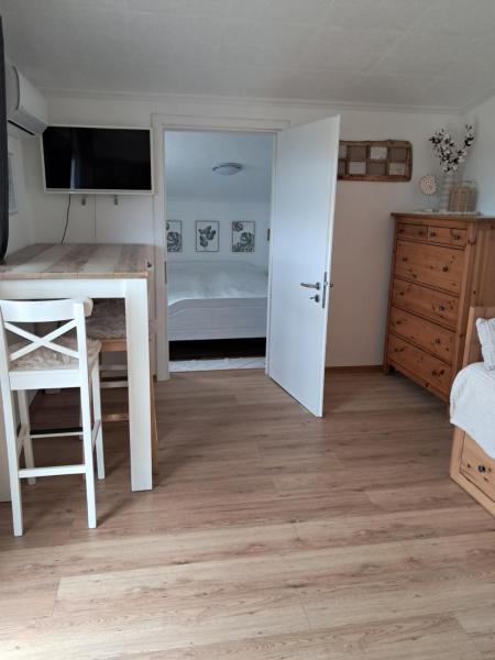 Takler Home, Забронировать  Отели Альшоэрш с парковкой, Парковка