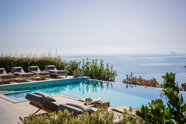 Luxury Villas Kefalonia, Забронировать  Трапезаки Кефалония