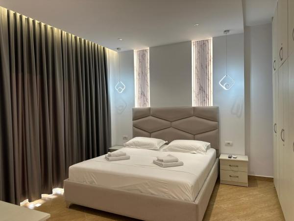 Holiday Home Shahini, Забронировать  Отели в центре Ксамил, в центре
