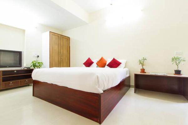 Clover Suites