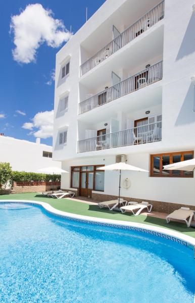 Apartamentos Sofía, Забронировать Апартаменты/квартира Апартаменты Эс-Кана, рядом с Punta Arabi, Апартаменты/квартира
