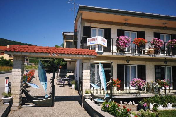 Guesthouse Rutar, Забронировать  Отели Central Istria с парковкой, Парковка