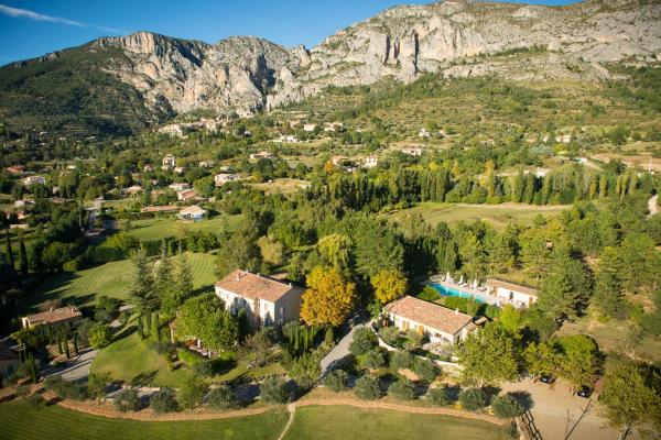 La Bastide De Moustiers - Hôtel et Restaurant - Teritoria, Забронировать  Отели Мустье-Сент-Мари 4 звезды, 4*