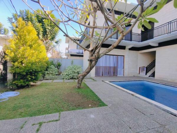 Puri Tulip Villa 3BR Private Pool, Забронировать  Керобокан Бадунг