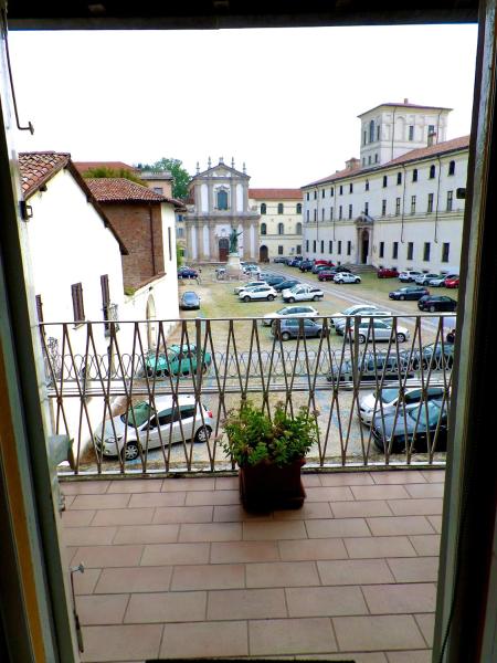 Pavia Downtown Apartment Павия