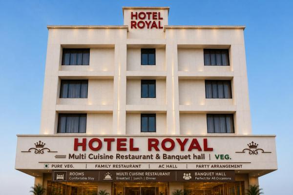 Royal Palace Hotel Surat Velanja, Забронировать  Sāyan Гуджарат