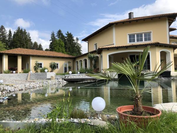 Die Haas-Villa, Забронировать  Отели Berg с парковкой, Парковка