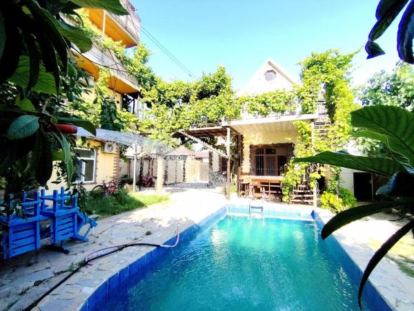 Baku "ISR" Guest House, Забронировать  Отели Sǝnqǝçal Stansiyası с бассейном, Бассейн