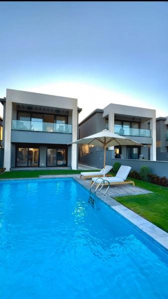 Stan Alone Villa , Royal Sunny Beach, Забронировать  Отели Асьют с парковкой, Парковка