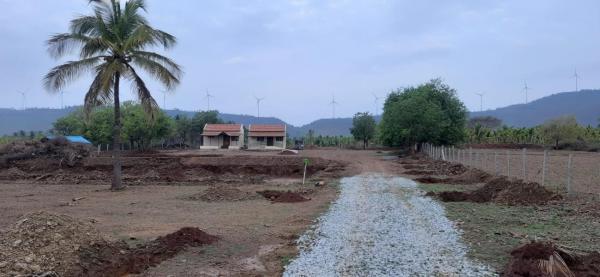 Hard Rock Wind Mill View Homestay, Забронировать  Bellara штат Карнатака