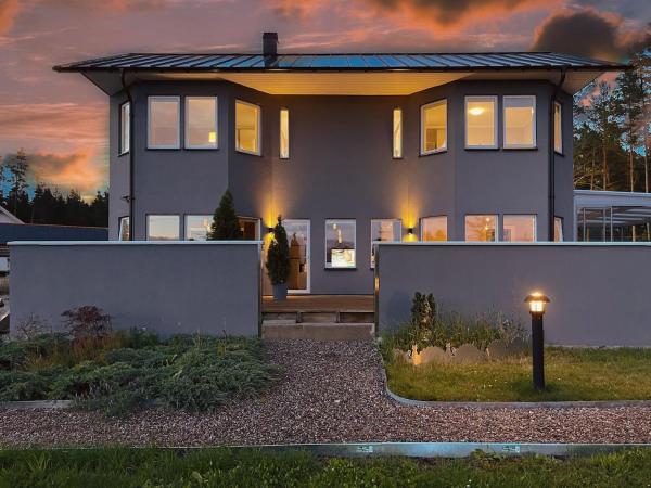 Villa Lyckorus, Забронировать  Liesta Стокгольм