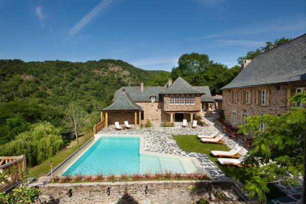 Château de Longcol, Забронировать  Отели Aveyron с парковкой, Парковка