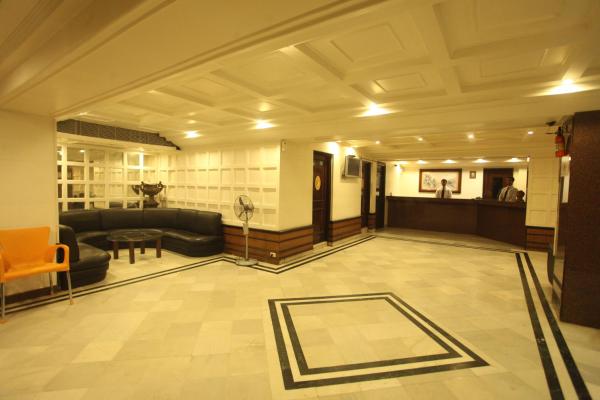OYO 1279 Tex Palazzo Hotel