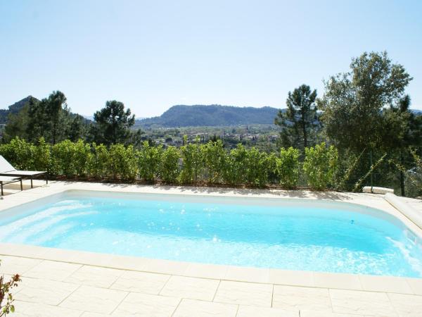 Beautiful Villa in Vidauban with Swimming Pool