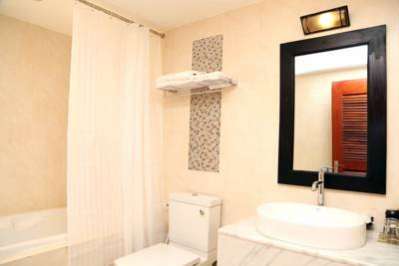 Villa Cambell Hotel & Cafe