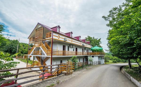 Hotel Prometheus Gate Цхалтубо