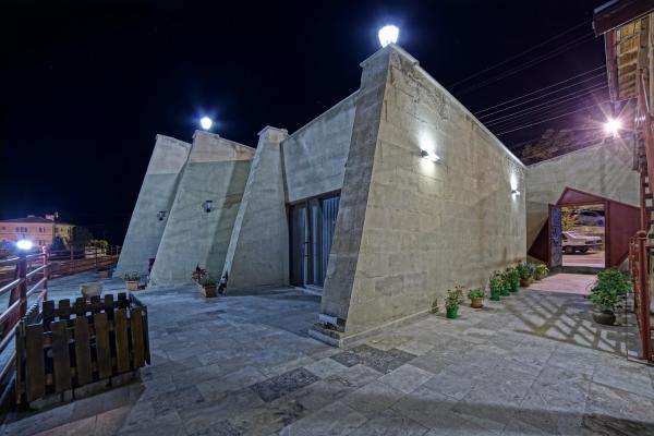 Osiana Hotel