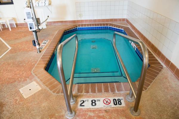 Holiday Inn Express Hotel & Suites Chanhassen by IHG
