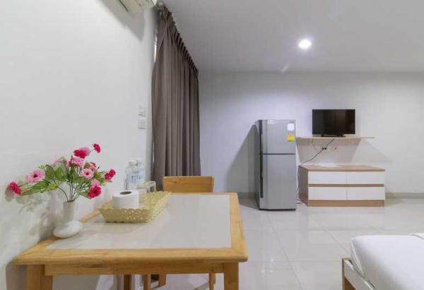 Townhouse Siam Privi Hotel