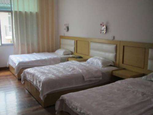 Libo Qitianyou Hostel