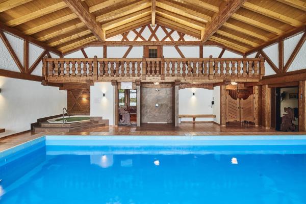 Aktivhotel & Gasthof Schmelz Ihr familienfreundliches Urlaubs Hotel mit Wellness, Almsauna, Chiemgau Karte