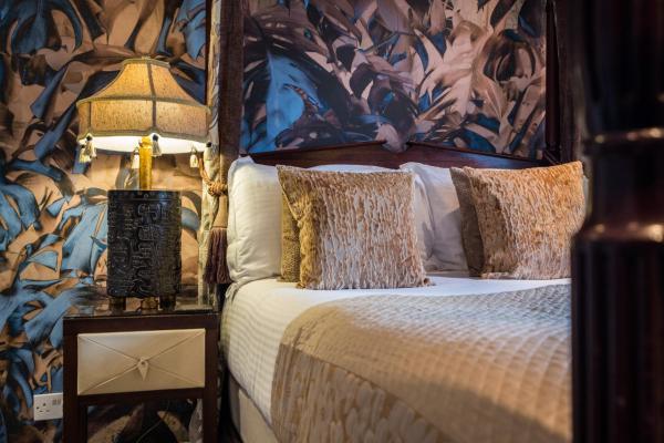 The Howbeck & The Retreat Central location, incl off-site Health Club and parking EV point available, GREAT DEALS ON