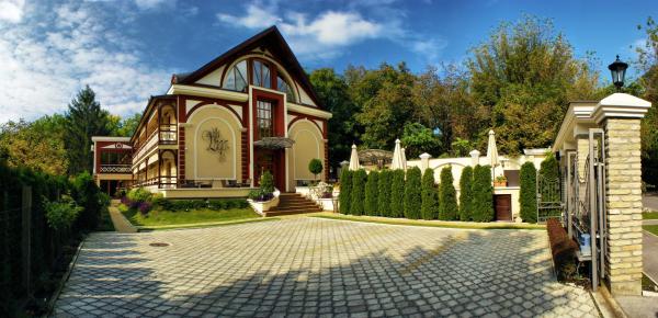 Garni Hotel Vila Lago Палич