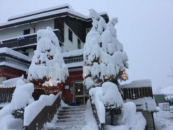 Albergo Trieste, Забронировать Отель Тамбре-дʼАльпаго Доломиты