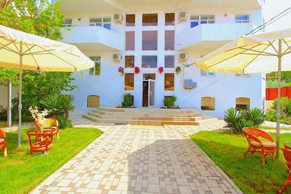 Аморе Фаворит Витязево