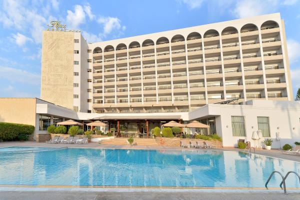 Ajax Hotel