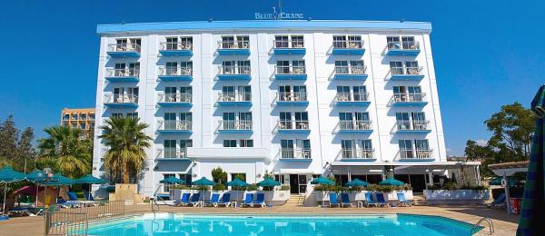 Blue Crane Hotel Apts Лимасол