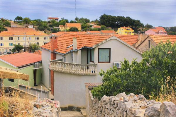 Apartments by the sea Sali, Dugi otok - 8193, Забронировать Апартаменты/квартира Сали 