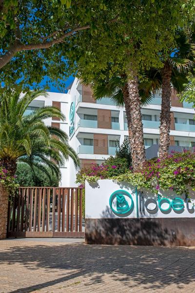 Apartaments B-Llobet Sun & Confort Ибица