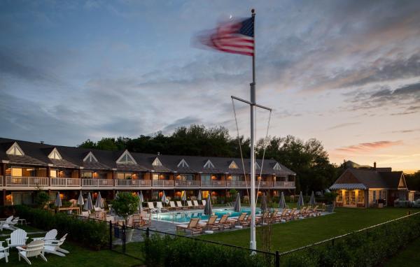 Faraway Sag Harbor