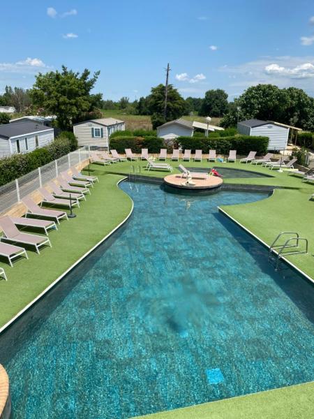 Camping Les Jardins D'Elsa