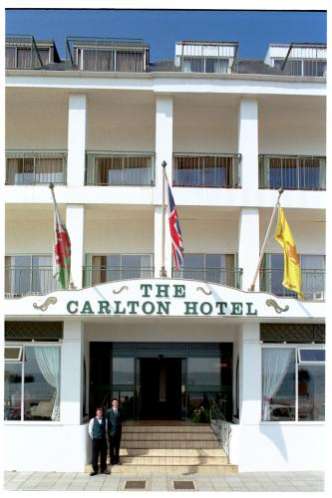 Carlton Hotel
