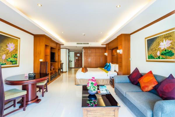 Tara Court Condo