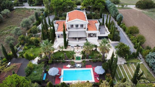 Villa Elena Перея