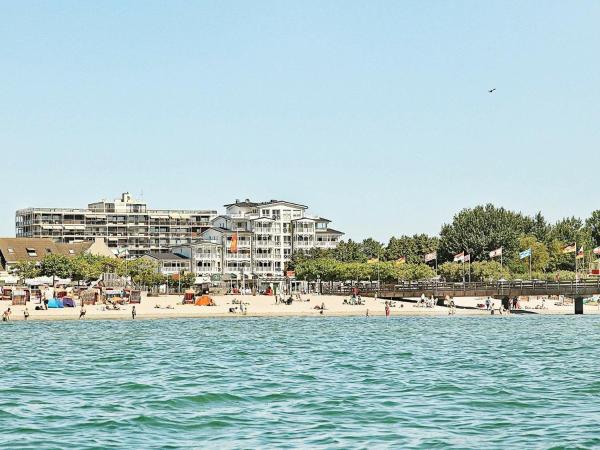 4 person holiday home in Großenbrode, Забронировать Апартаменты/квартира Гросенброде земля Шлезвиг-Гольштейн