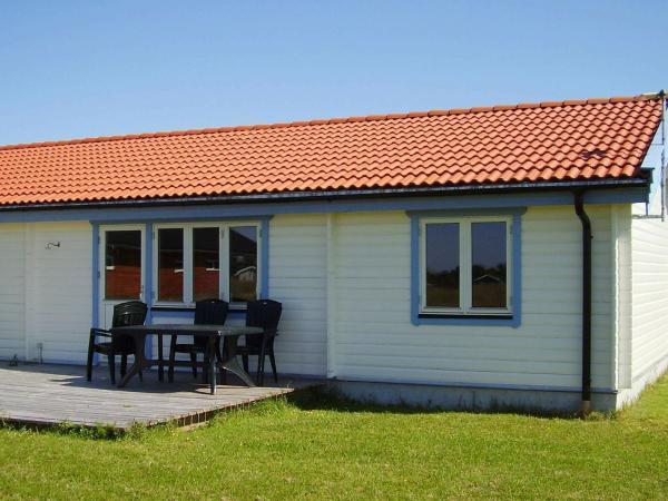 6 Person Holiday Home in Rodby