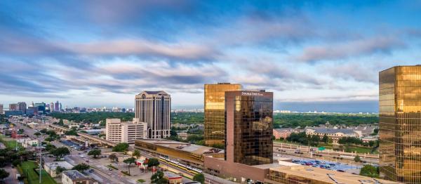 DoubleTree by Hilton Hotel Dallas - Campbell Centre
