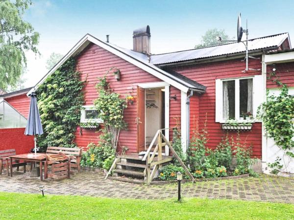 5 Person Holiday Home in Hassleholm-by Traum